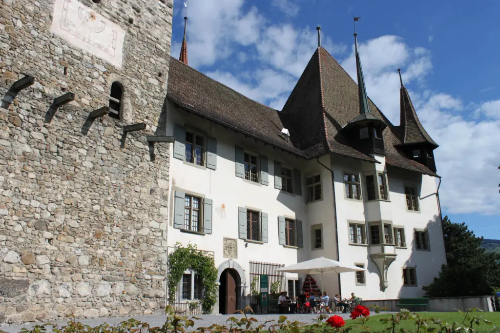 Schloss Spiez 001