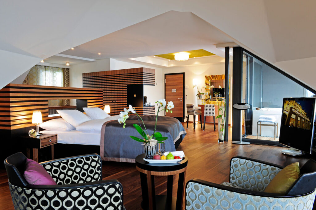 6 Hotel Montana Luzern Penthouse Spa Suite 1