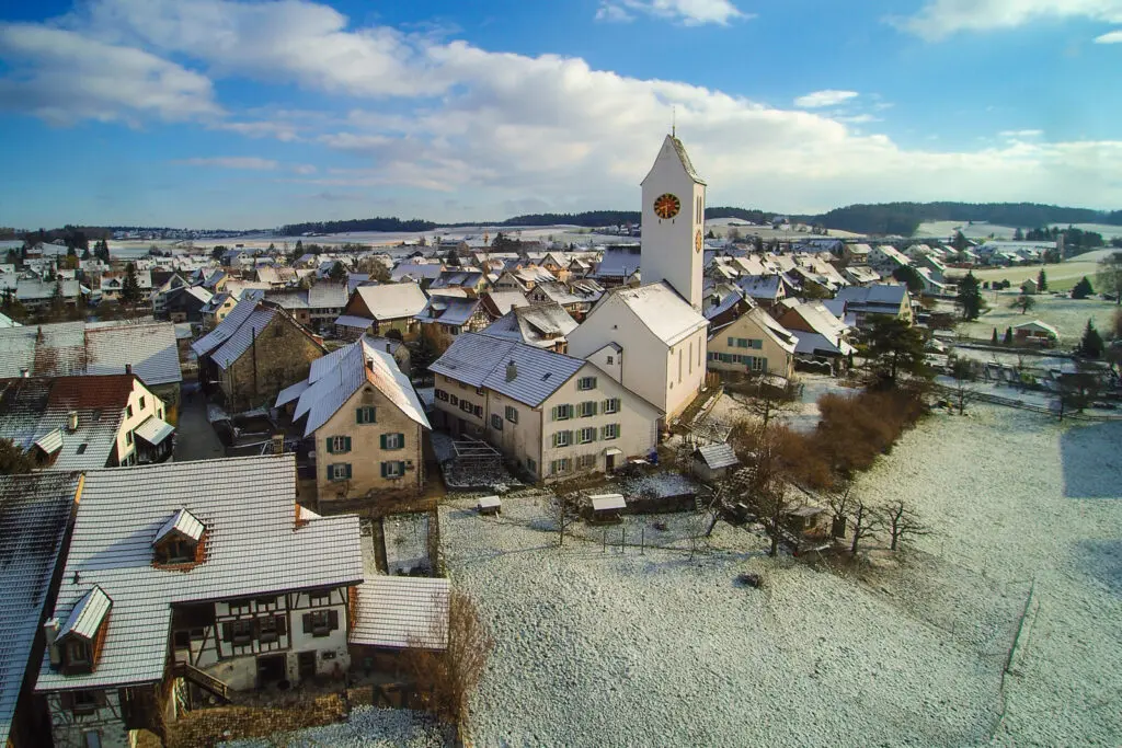 2020 Gemeinde Ossingen Ortsbild 3 Winter MacBook Pro von Nik