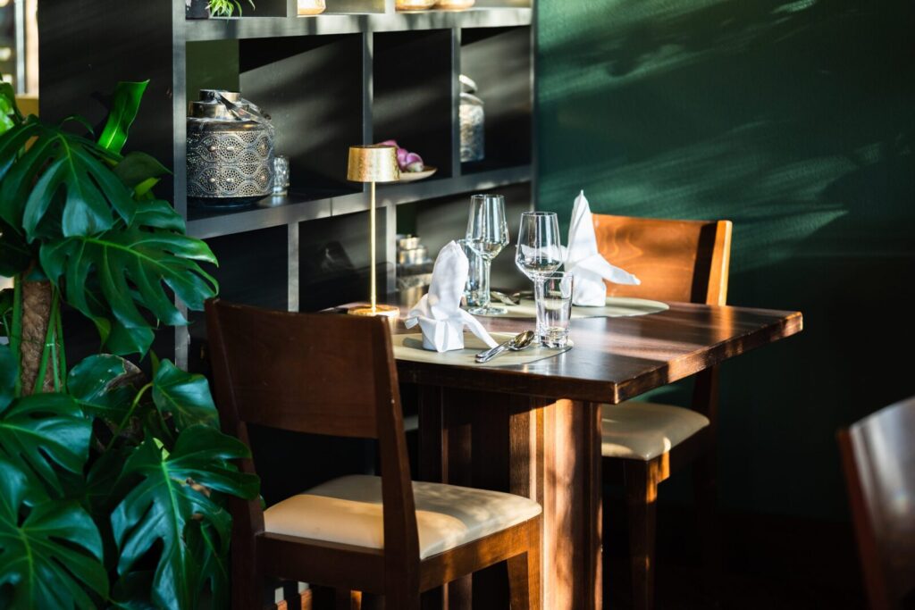 Thai Restaurant Siam Raeumlichkeiten 3000x2000