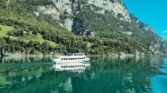 Quinten MS vor Seerenbachfaelle tuerkis Walensee Schiff