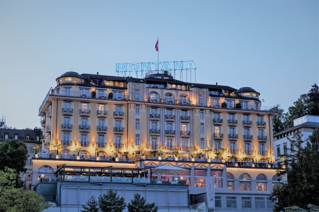 1 Hotel Montana Luzern Aussenansicht