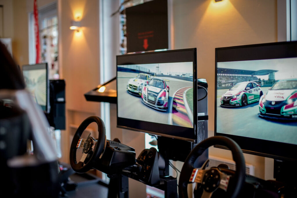 RaceRoom