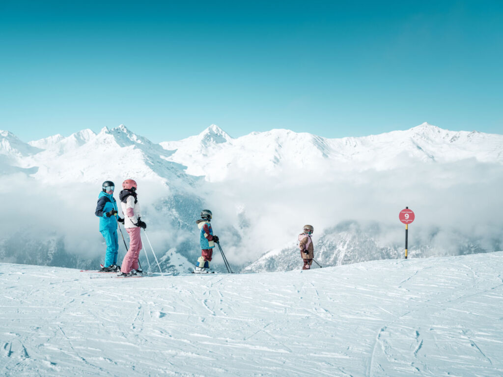 Familie Skifahren