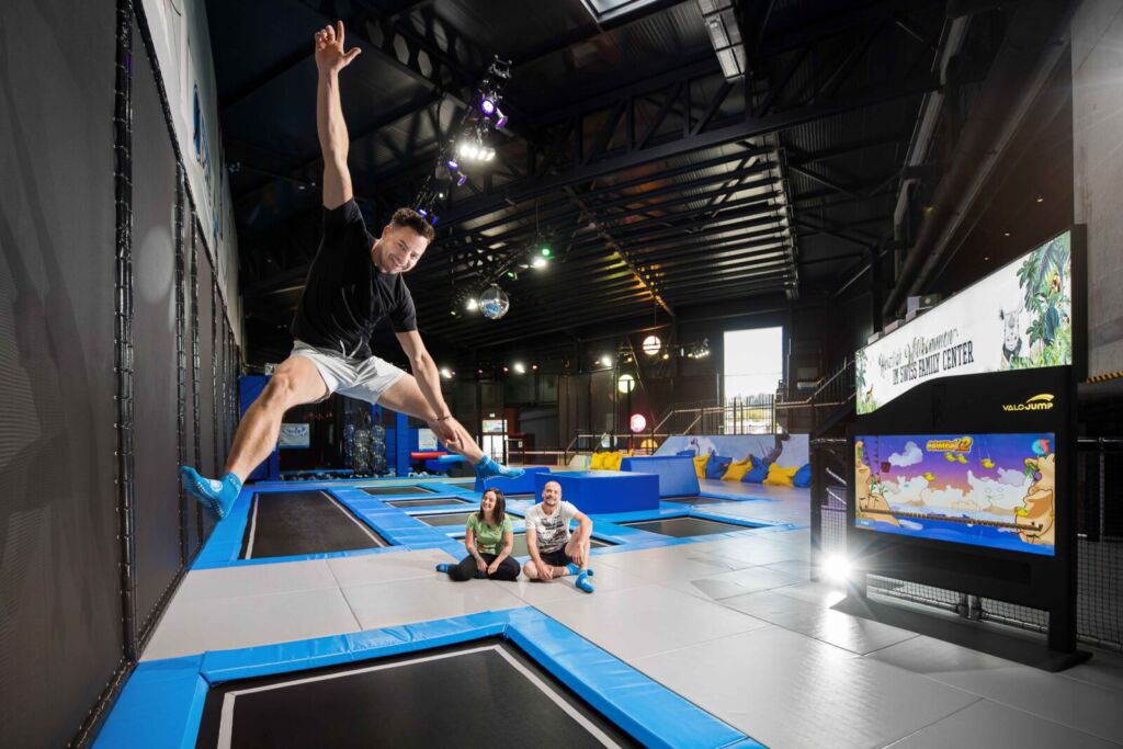 jd swiss family center video jump