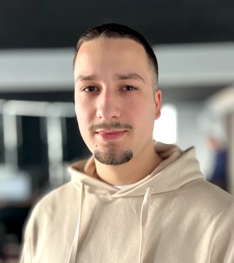 Redon, Backend Developer bei Outwork